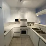 Seafront Palm Apartment *