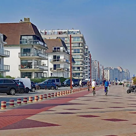 Seafront Palm Apartment